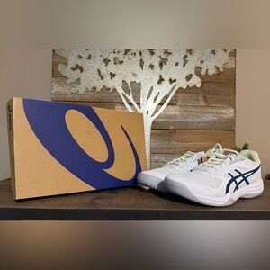 Asics Womens Upcourt 5 White/Ink Teal Sneakers Size 9 NEW